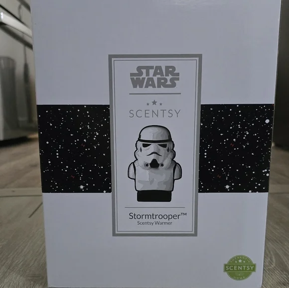 NIB Scentsy Star Wars Stormtrooper Full Size Warmer